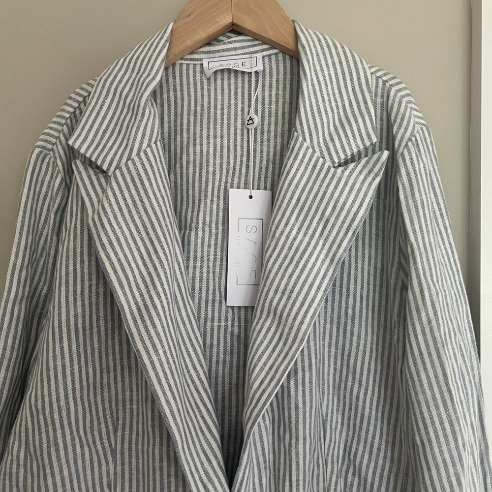 Striped Linen Blazer - Picture 4 of 4